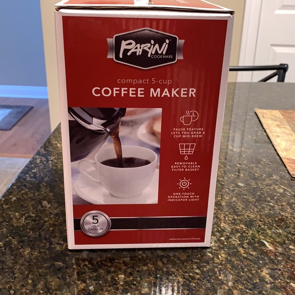 Brand new never used 5 cup coffee maker - Picture 4 of 4